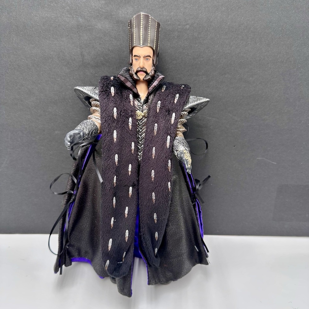 Disney Time Alice Through The Looking Glass Film Collection Doll Figure
